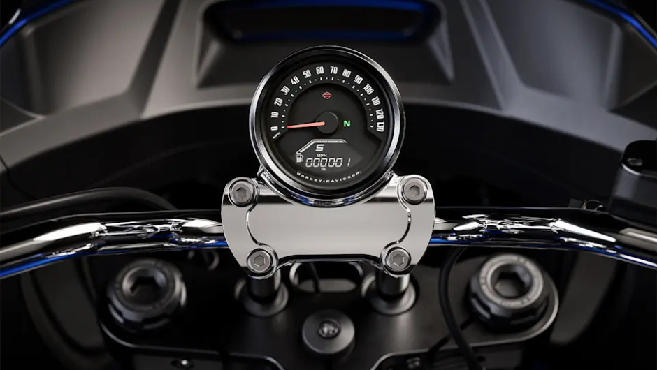 Low Rider™ ST 2025